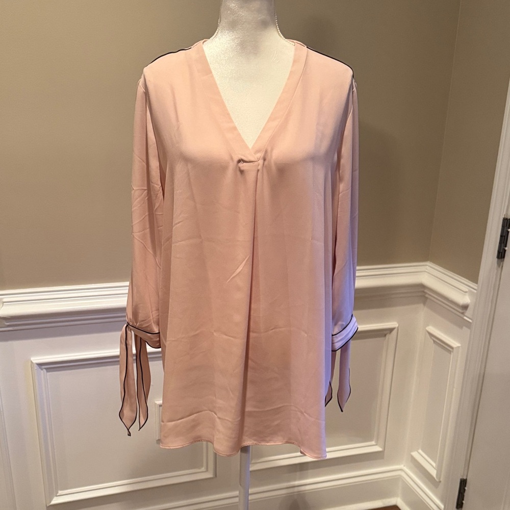 Worthington Light Pink V-Neck Blouse